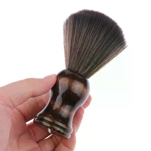 Brosse à raser en nylon souple, brosse portable douce pour le nettoyage, brosse à mousse pour salon, brosse à barbe à manche en bois pour l'entretien de la barbe - Product Image 1