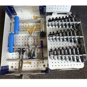 Kit de Instrumentos Quirúrgicos para Retracción Cervical Ortopédica - Herramientas Médicas Reutilizables para Cirugía Canina - Product Image 3