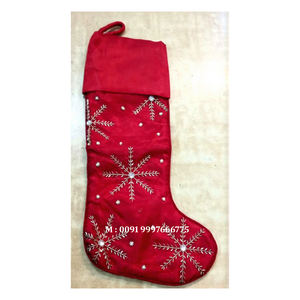 Hermoso Adorno Navideño Hecho a Mano con Bordado Zari, Material de Tela con Forma de Calcetín, Utilizado para el Día de Acción de Gracias - Product Image 3