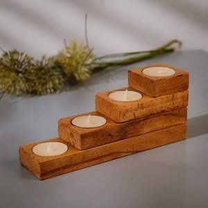 Portavelas de Madera con Acabado Natural en Forma de Cono, Decoración para el Hogar - Product Image 2