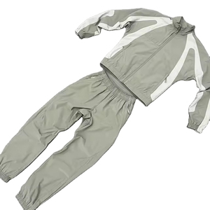 Ensemble veste et pantalon coupe-vent imperméable respirant à capuche personnalisé pour l'hiver, fabrication OEM en gros pour hommes - Product Image 5