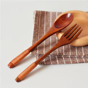 Ustensiles de table en bois réutilisables, directement de l'usine, pour restaurants, cafés, hôtels et services de restauration, disponibles à la vente. - Product Image 6