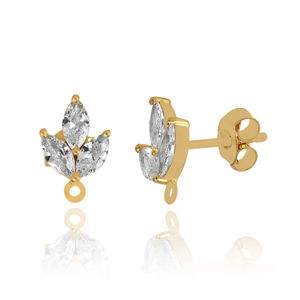 Boucles d'oreilles clous en argent sterling 925 plaqué or, serties de zircon, bijoux fins de luxe pour femmes et filles, pour mariages et fêtes. - Product Image 6