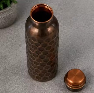 Best seller Copper Water <b>Bottle</b> Hammered Texture Portable Travel Drinkware with Lid Vintage Design Style - Product Image 3