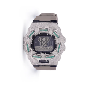 Cadena Cubana de Lujo Personalizada OEM para Hombre con Moissanita VVS, Cristal de Zafiro y Piedra Baguette Verde, Totalmente Adornada con Diamantes Digitales - Product Image 1