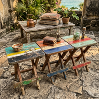 Tabouret pliant en bois de bateau recyclé durable avec assise carrée, design écologique pour intérieur et extérieur, mobilier en bois de Bali