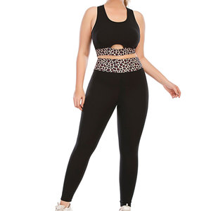 Ensemble de yoga confortable avec logo frontal pour l'entraînement en salle de sport, en tissu respirant et écologique, taille haute, 2 pièces, tenue de sport - Product Image 1