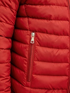 Chaqueta Acolchada Premium Alternativa al Plumón con Selección de Relleno Personalizada, Marca Privada y Venta al Por Mayor Directa de Fábrica - Product Image 5
