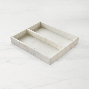 Plateau organisateur rectangulaire en marbre blanc naturel à deux compartiments, fait main, plateau de vanité en pierre, porte-bijoux, multi-usages, décoratif - Product Image 1