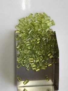 Peridoto Verde Natural, Corte Baguette de 6x3MM, Gema Suelta de la Mejor Calidad para Joyería - Product Image 3