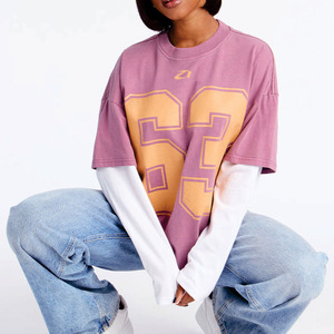 Camiseta de mujer extragrande con capas, manga larga, interior en contraste, estilo casual urbano, top gráfico, jersey de fútbol americano personalizado, suministro. - Product Image 4