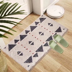 Tapis de bain géométrique moderne en chenille, rectangulaire, antidérapant avec support en caoutchouc, pour un confort ultime à la maison ou à l'hôtel - Product Image 1