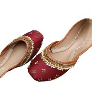 Zapatos de Moda Khussa para Mujer, Zapatos Planos Tradicionales Pakistaníes Bordados a Mano, Calzado Cómodo para Fiestas, OEM ODM - Product Image 1