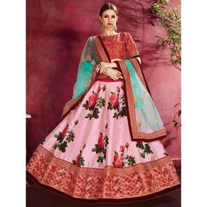 Vêtements de mariage élégants en soie Banglori à imprimé floral rose-rose Lehenga Choli - Product Image 5