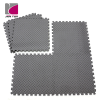 Tapis de gym EVA multicolores inodores 60x60cm 10mm d'épaisseur Dureté 40D Absorption des chocs Imperméables Non toxiques pour Yoga Pilates Studio