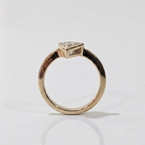 IGI Certified D color VVS Trillion Tension Set <b>Diamond</b> Bypass Engagement <b>Ring</b> 18K Solid Gold Lab <b>Diamond</b> <b>Ring</b> Geometric Jewelry - Product Image 6
