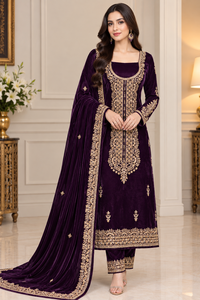 Salwar Kameez en velours modal bordeaux élégant Fashionista International avec broderie dorée, réversible, longueur ras du sol, tenue de mariage pour femme - Product Image 3