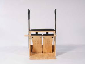 Machine <span class=keywords><strong>de</strong></span> Pilates Reformer en bois <span class=keywords><strong>de</strong></span> chêne pour l'amélioration <span class=keywords><strong>de</strong></span> <span class=keywords><strong>la</strong></span> <span class=keywords><strong>posture</strong></span>, Équipement <span class=keywords><strong>de</strong></span> Pilates <span class=keywords><strong>Yoga</strong></span>, <span class=keywords><strong>Chaise</strong></span> Wunda en chêne pour les centres <span class=keywords><strong>de</strong></span> réadaptation - Product Image 4