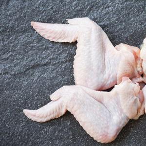 ปีกไก่แช่แข็งพรีเมียมแบบทั้งชิ้น ฮาลาล ปีกไก่แปรรูปแช่แข็งแบบ IQF สำหรับซูเปอร์มาร์เก็ต ร้านอาหาร และส่งออก - Product Image 1