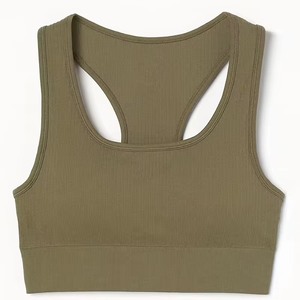 Haut de yoga personnalisé pour femme avec logo, soutien-gorge intégré, respirant, pour fitness et entraînement, fabriqué au Pakistan, extensible, crop top débardeur de sport pour la gym - Product Image 5