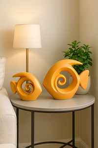 Elegante Juego de Figuras de Peces de Cerámica Amarilla Hechas a Mano, Diseño Artístico Minimalista, Ecológico, Duradero, Moderno, de 2 Piezas, para Diwali - Product Image 3
