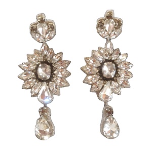 Boucles d'oreilles en cristal de tournesol brodées à la main avec broche et vis pour vêtements de mariage/de mariée - Product Image 1