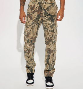 Pantalon cargo utilitaire imprimé sur mesure motif camouflage Real Tree avec poches, coupe droite, style jogger empilé pour homme - Product Image 2