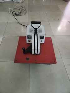 Presse à chaud manuelle plate 1,2 x 2,5 m pour transfert thermique de vêtements, sublimation, impression d'étiquettes, logos et tissus - Product Image 5