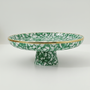 Support à gâteau élégant en résine bleue avec bordure dorée et piédestal décoratif à motif de mosaïque blanche pour servir des gâteaux et des fruits - Product Image 6