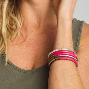 Most and Hot Sell Buffalo Horn <b>Bracelet</b> Used to create versatile and natural looking statement pieces and <b>stacked</b> bangles. - Product Image 5
