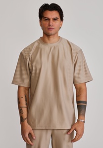 Camiseta de Hombre de Alta Calidad con Logotipo Personalizado, Impresión Frontal por Transferencia de Calor, Secado Rápido, Estilo Casual, Corte Holgado, 180 Gramos, Color Sólido - Product Image 3