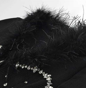 Cardigan respirant pour homme à col en V, avec détails perlés, en maille boutonnée, motif losanges, luxe discret et esthétique raffinée - Product Image 3