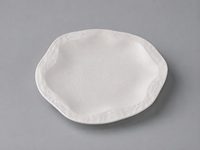 Assiette en céramique de porcelaine à texture martelée, plat de service incurvé de 10,5 pouces pour restaurants et hôtels