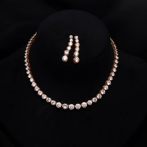Conjunto de Collar de Tenis de Lujo con Circonitas Cúbicas AAA |   Joyería con Apariencia de Diamante Chapada en Oro de 22K |   Collar de Novia Flexible para Mujer - Product Image 2