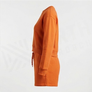 Ensemble 2 pièces en molleton orange pour femme : Sweat-shirt à col rond et manches longues coupe ample et short au-dessus du genou, couleur unie, style décontracté - Product Image 3
