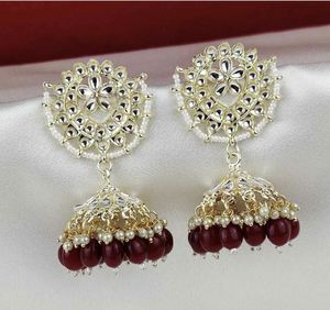 Pendientes de borla con cuentas de aleación chapada en oro con diseño floral vintage indio para mujer, alta calidad - Product Image 1
