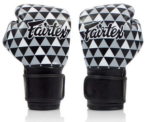ถุงมือชกมวย Fairtex รุ่นล่าสุดจากโรงงานผู้ผลิต (OEM) ออกแบบเองได้ พิมพ์ลายเต็มรูปแบบ หลายสี ดำ เทา และขาว ทำจากหนังวัวแท้ - Product Image 6