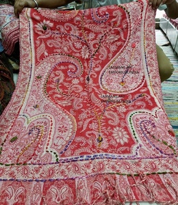 Đa màu sắc len phương thức chiếc khăn thiết kế thêu khăn choàng với tua cho mùa đông bán buôn từ Ấn Độ - Product Image 3