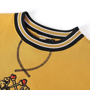 Sweat-shirt jaune à col rond pour homme Sorority Alpha |   Phi |   Alpha Regular Fit Tricoté en polyester/coton Couleur unie Brodé - Product Image 6