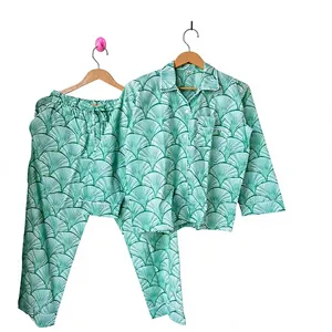 Conjunto de Pijama para Mujer 100% Algodón, Estampado Geométrico Verde, Manga Larga, Cuello Camisero, Ropa de Dormir Casual de Longitud Completa - Product Image 1