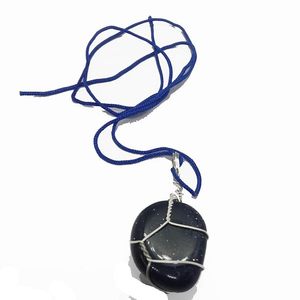 Colgante de cristal de Goldstone azul natural pulido con forma de alambre grabado, de moda, de Gujarat - Para el Día de la Madre y ocasiones de negocios - Product Image 4