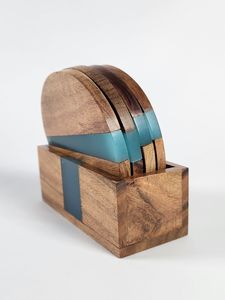 Posavasos de madera y resina de alta calidad con acabado decorativo en epoxi para uso doméstico y comercial - Product Image 2