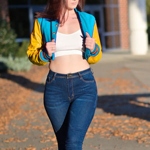 Veste courte universitaire pour femme, style Letterman, jaune turquoise, avec manches en similicuir, vêtement d'extérieur décontracté, mode féminine - Product Image 2
