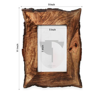 กรอบรูปไม้มะม่วงคุณภาพส่งออกจากบรอนวูดแฮนดิคราฟท์ส ผลิตจากไม้ธรรมชาติ เป็นมิตรกับสิ่งแวดล้อม ทนทาน ทำด้วยมือ สไตล์วินเทจเรียบง่าย เหมาะสำหรับตั้งโชว์บนโต๊ะในโรงแรม - Product Image 3