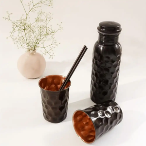 Ensemble de bouteilles d'eau en cuivre, deux tasses, finition martelée, gobelet de voyage réutilisable, cadeau pour adultes, luxe, résistant à la chaleur, anti-fuite, maintien thermique 6-12h - Product Image 1