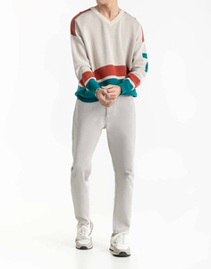 Pull d'hiver décontracté pour homme, chaud et épais, avec logo respirant sur le devant, design torsadé tricoté - Product Image 2