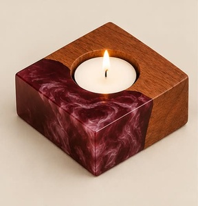 Porte-bougie artisanal en bois naturel et résine, élégant support décoratif pour bougies, idéal pour l'aménagement intérieur de luxe et accessoires cadeaux - Product Image 4