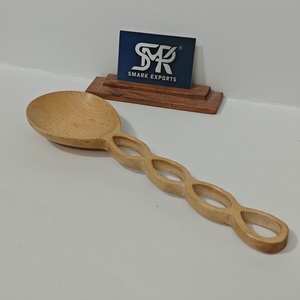 Cuillère de service élégante en bois de hêtre faite à la main, ustensile de cuisine décoratif en bois naturel avec manche artistique, écologique, pour les fêtes - Product Image 6