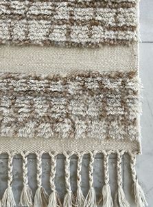 Alfombra Marroquí Abstracta de Pelo Alto, Tejida a Mano, de Lana, Antideslizante, para Hogares Modernos de Lujo y Uso Comercial - Product Image 4