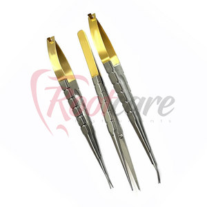 Ensemble d'instruments hospitaliers Castroviejo : porte-aiguilles micro, ciseaux, pinces – 3 outils fiables fabriqués au Pakistan - Product Image 6